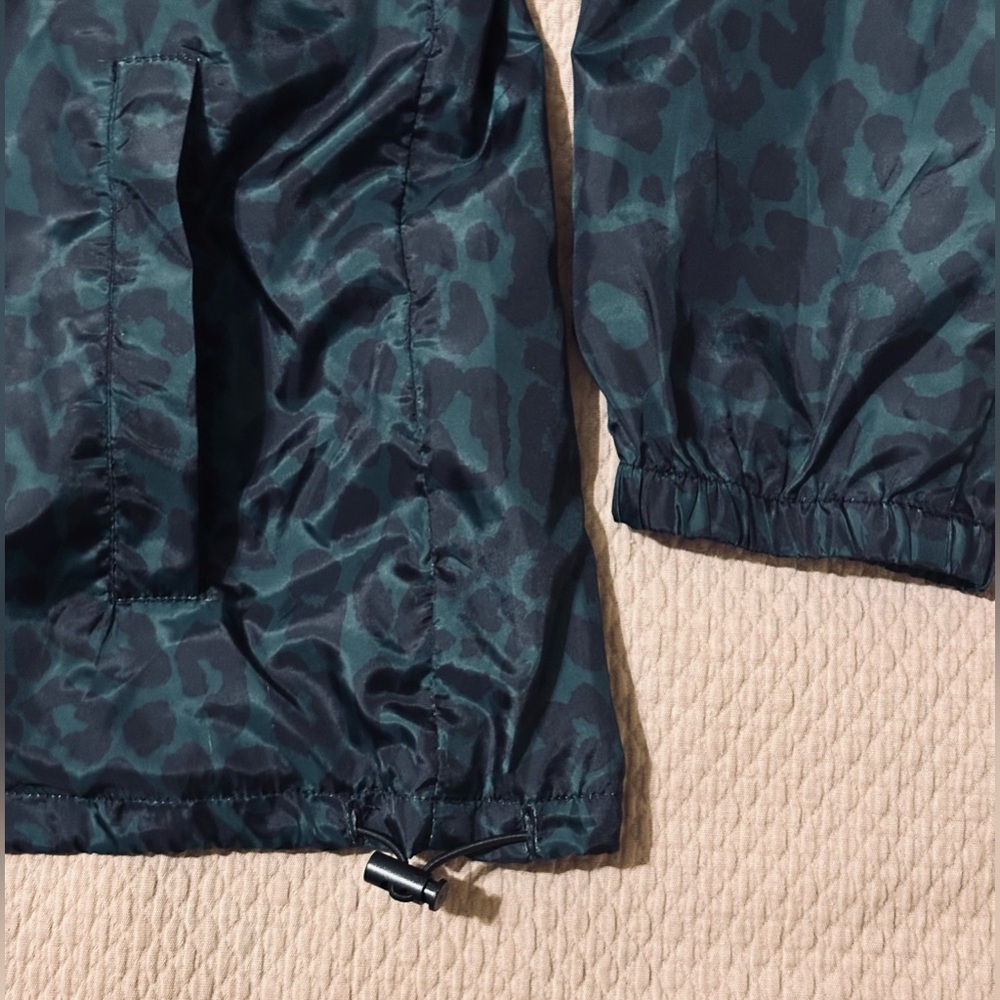 Xersion Rain Jacket Lightweight Running Cycling W… - image 4